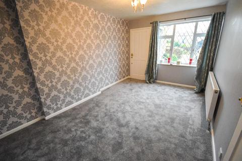 1 bedroom apartment for sale, Fairburn Gardens, Bradford