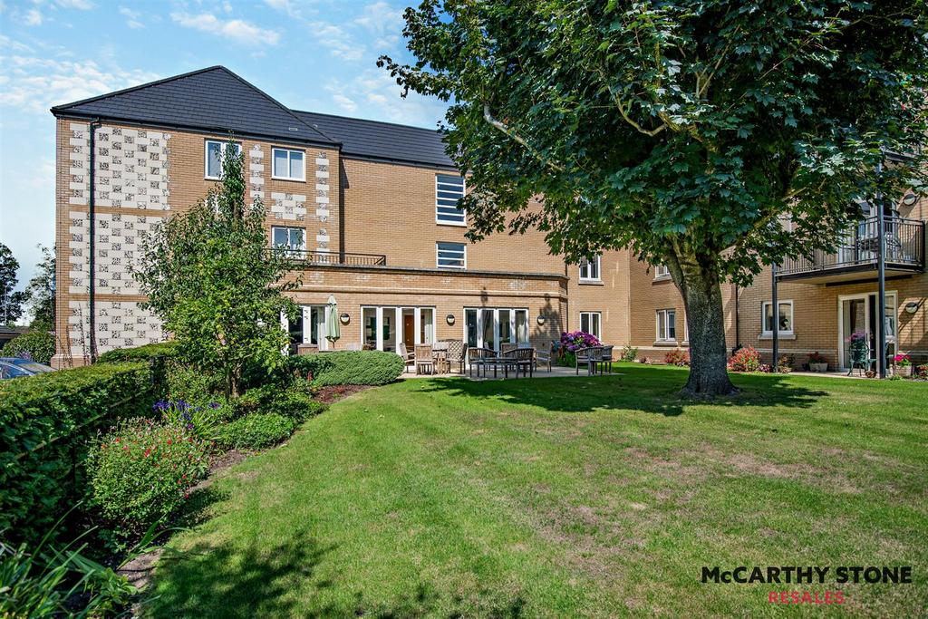 8614549-exterior09-800.jpg