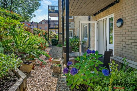 1 bedroom apartment for sale, Olivier Place, Hart Close, Wilton, Wiltshire, SP2 0FW