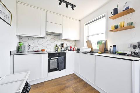 1 bedroom flat to rent, Mayfield Road, Shepherd's Bush, London, W12