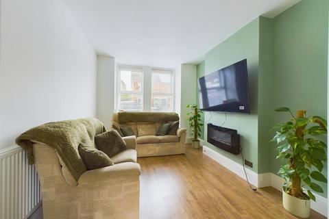 141 Seymour Road, Gloucester, GL1 5QD