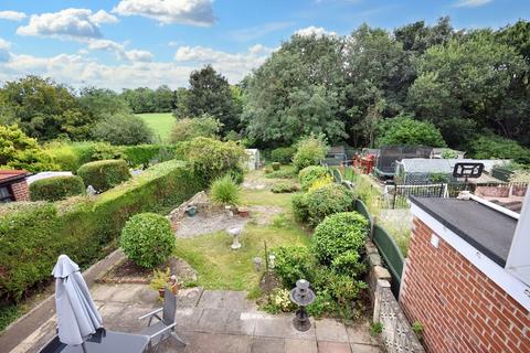 197 Wharncliffe Road, Wakefield, WF2 7PZ