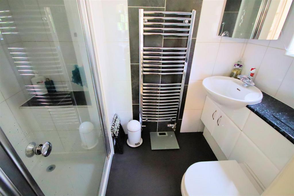 En suite Shower Room