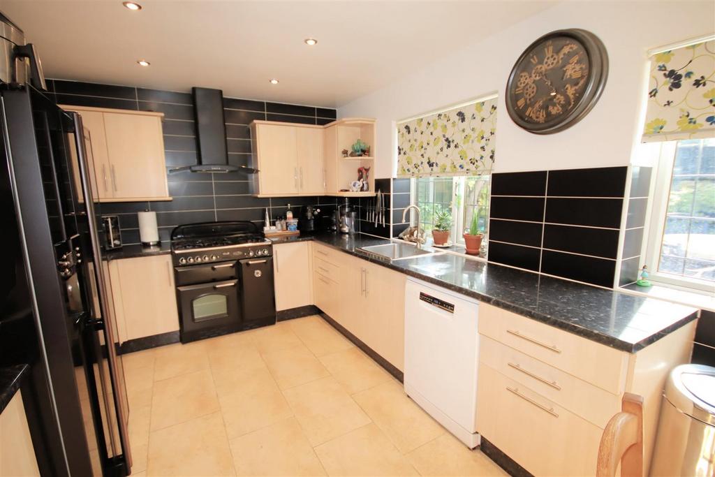 View of Kitchen/Breakfast Room