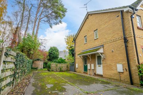 24 Beaufort Close, York, YO10 3LS