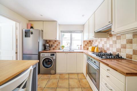 Flat 2, 24 Broughton Road, London, W13 8QW