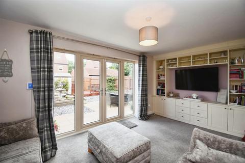 3 bedroom semi-detached house for sale, Maybury Road, Hull