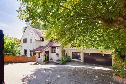 4 bedroom detached house for sale, Rectory Avenue, High Wycombe