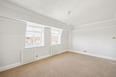 3 bedroom flat to rent, Richmond Hill Court, Richmond, TW10