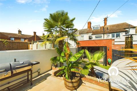 3 bedroom terraced house for sale, Denmark Road, Suffolk NR34