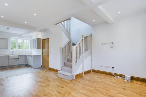 2 bedroom barn conversion for sale, Whistlers Lane, Silchester, RG7