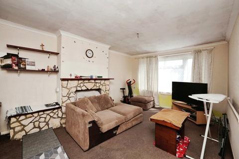 3 bedroom terraced house for sale, Hirst Close, Dover CT16