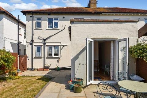 89 Tudor Gardens, Shoeburyness, Southend-on-sea, SS3 9JQ