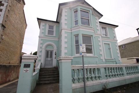 1 bedroom apartment to rent, The Strand, Ryde