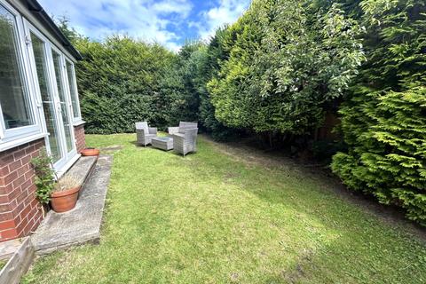 55 Cathedral Road, Chadderton, Oldham, OL9 0RP