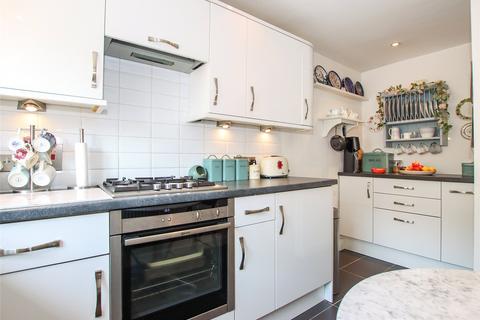 1 bedroom apartment for sale, Kings Road, Lymington, Hampshire, SO41