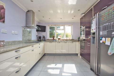 4 bedroom detached house for sale, Cherry Garden Avenue, Folkestone, CT19