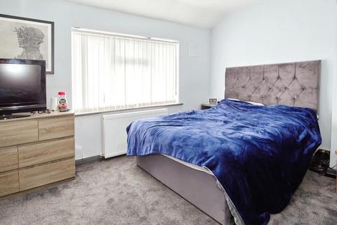 8 Arlington Grove, Birmingham, B14 4QF