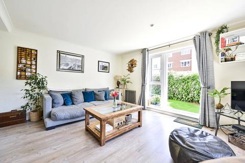 1 bedroom flat for sale, Corney Reach Way, Corney Reach, London, W4