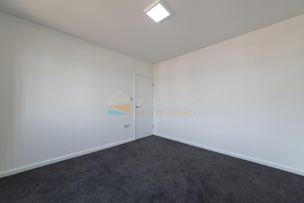 32 trentham drive-3