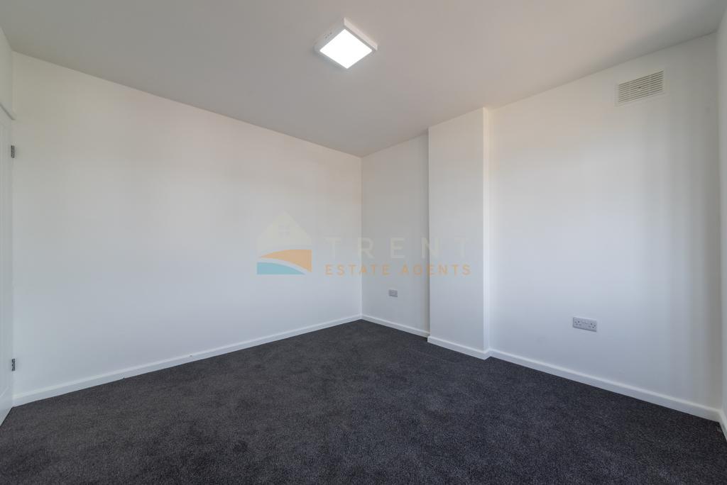 32 trentham drive-4