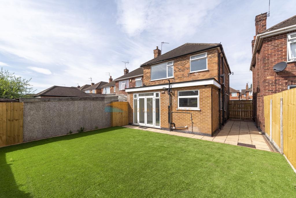 32 trentham drive-33