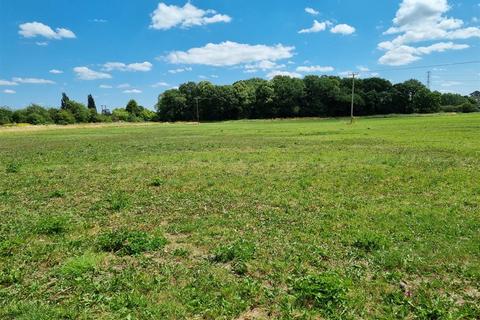 Land for sale, Lot 3: Pastureland extending to 2.59 acres (1.05 h