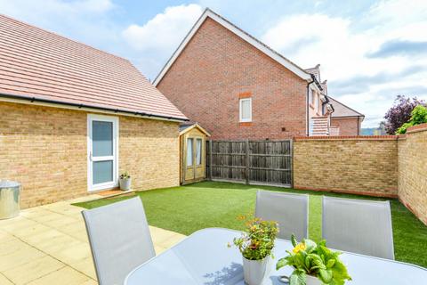 20 Jackdaw Way, Halling, Rochester, ME2 1FL