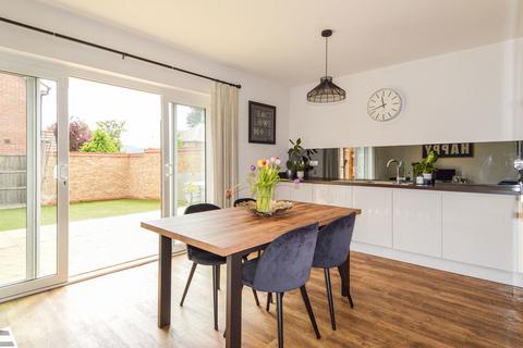 20 Jackdaw Way, Halling, Rochester, ME2 1FL