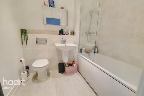 4 Draycote Road, West Thurrock, Grays, RM20 3BF