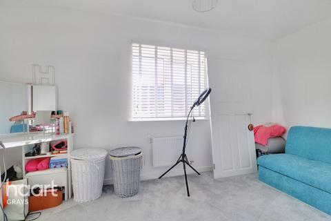 4 Draycote Road, West Thurrock, Grays, RM20 3BF