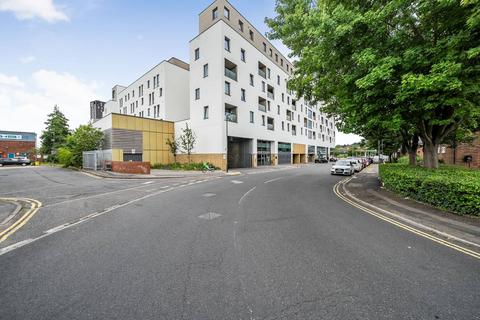 4 bedroom flat for sale, Capitol Way, Colindale, London, NW9