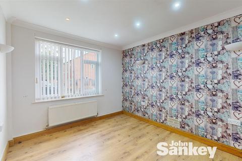 3 bedroom semi-detached house for sale, Beauvale Road, Kirkby-In-Ashfield, Nottingham