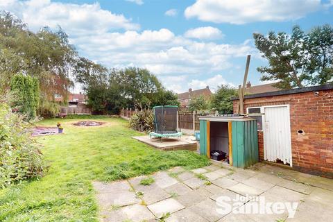 3 bedroom semi-detached house for sale, Beauvale Road, Kirkby-In-Ashfield, Nottingham