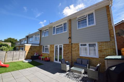 4 bedroom end of terrace house for sale, Coppice Road, Lordswood, Chatham, ME5