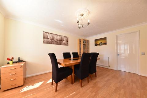 3 bedroom semi-detached house for sale, Wetherby Close, Stevenage