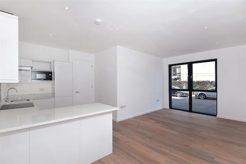 2 bedroom apartment for sale, Dee Road, Richmond