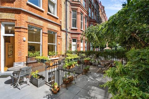 2 bedroom duplex for sale, Harrington Gardens, London, SW7