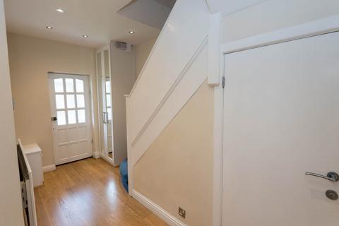 12 Castleton Road, Salford, M7 4GU