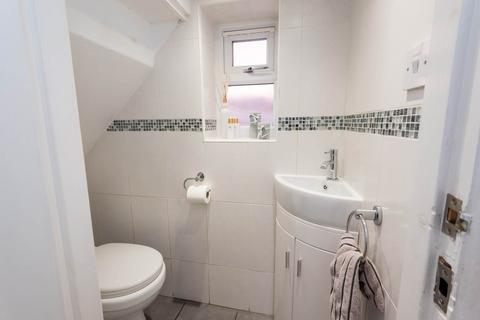 12 Castleton Road, Salford, M7 4GU
