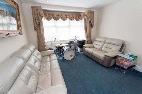 12 Castleton Road, Salford, M7 4GU