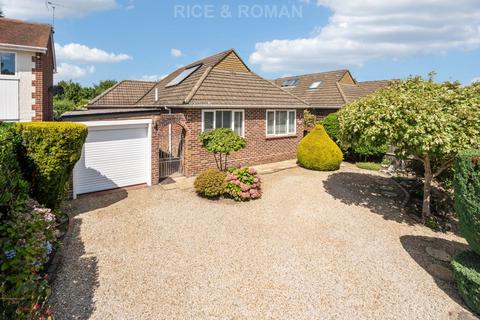 60 Commonfields, West End, Woking, GU24 9JA