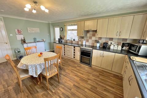 2 bedroom detached bungalow for sale, Goose Green Road, Snettisham