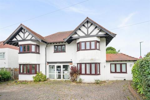 6 bedroom detached house for sale, Banstead Road South, Sutton SM2