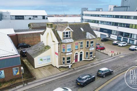 Office to rent, Battery Green Road, Lowestoft