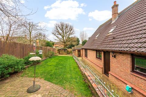 4 bedroom detached house for sale, Folding Close, Stewkley, Leighton Buzzard, Buckinghamshire, LU7