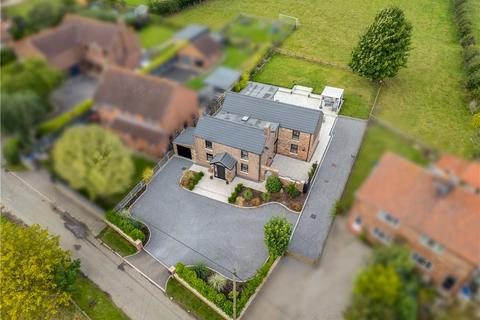 4 bedroom detached house for sale, Holme-on-Swale, Thirsk, North Yorkshire, YO7