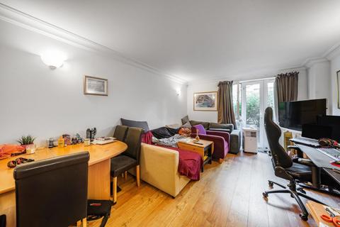 1 bedroom flat for sale, Westminster Bridge Road, Waterloo