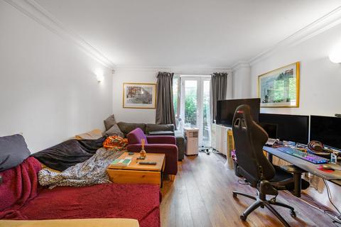 1 bedroom flat for sale, Westminster Bridge Road, Waterloo