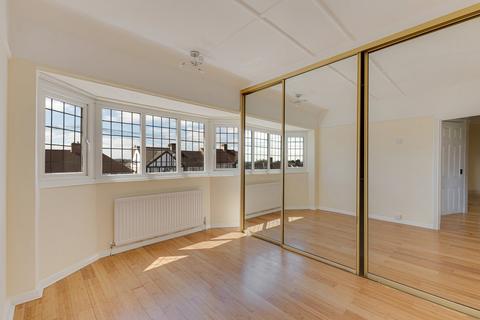 58 Ridgeway West, Sidcup, DA15 8SD